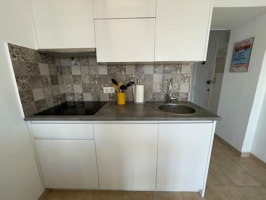 Algaiarens Apto Con Piscina Y Junto A La Playa Cala'N Blanes  Екстериор снимка