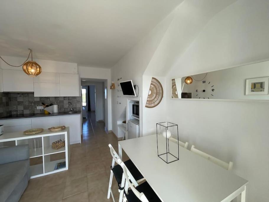 Algaiarens Apto Con Piscina Y Junto A La Playa Cala'N Blanes  Екстериор снимка